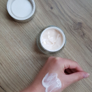 Swatch de Anna Lang : Crème Hydratante Biomoléculaire, Terraké