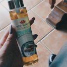 Swatch de Manon.ru : Huile démaquillante, Emma Noël