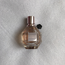 Swatch de lauchv : Flowerbomb - Coffret Eau de Parfum, Viktor & Rolf