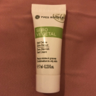 Swatch de Tasnime_mrm : Gel crème zéro défaut - Sebo Végétal, Yves Rocher