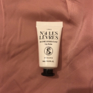 Swatch de Tasnime_mrm : Baume a lèvres, Sézane