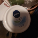 Swatch de lisette-lisa140597 : Nivea Soft Crème, Nivea