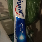 Swatch de lisette-lisa140597 : Dentifrice signal white system, Signal