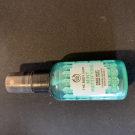 Swatch de gatsssg : Mint mattifying face mist, The Body Shop
