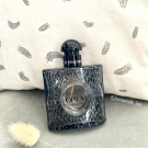 Swatch de luniversdeleapro : Black Opium Eau de parfum, Yves Saint Laurent