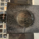 Swatch de blanc.caroline23 : Black Opium Eau de parfum, Yves Saint Laurent