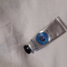 Swatch de Mimir : Crème Mains Karité, L'Occitane