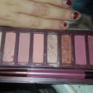 Swatch de Lolo.chr : Naked Cherry - Palette de fards à paupières, Urban Decay