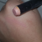 Swatch de Lolo.chr : Crayon gloss, Kiko