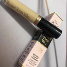 Swatch de MRS.ADB : Born This Way Concealer - Anticernes, Too Faced