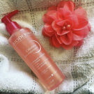 Swatch de MRS.ADB : Créaline Gel moussant, Bioderma