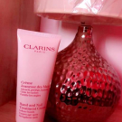 Swatch de Lima7 : Crème jeunesse des mains, Clarins