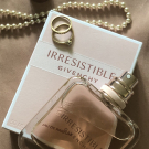 Swatch de Laetis38 : Irresistible Givenchy - Eau de Parfum, Givenchy