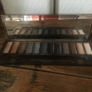 Swatch de supersassa34220 : Naked Smoky, Urban Decay