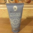 Swatch de supersassa34220 : Crème mains à l'eau pure de provence, Sainte victoire