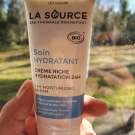 Swatch de favar40 : Crème Riche Hydratation 24H -  La Source Eau Thermale Rochefort, Léa Nature