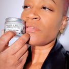 Swatch de Iamgwendafrenchy : Baume d'éclat au romarin du Potager du Roi, Mademoiselle Saint Germain