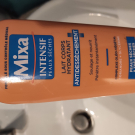 Swatch de Alejandra1 : Mixa intensif peaux sèches, Mixa