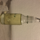 Swatch de Liz/24 : Huile de Ricin Soin des ongles et des cils, Melvita