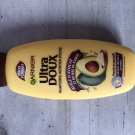 Swatch de Liz/24 : Ultra Doux Shampoing Nourrissant huile d'avocat et beurre de karité, Garnier