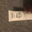 Swatch de Marlène.arnaud : Pore Filler, NYX