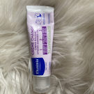 Swatch de MRS.ADB : Crème change, Mustela