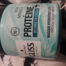 Swatch de attilatyron : Masque Re_Structurant - Gliss Hair Repair Ultimate Fiber, Schwarzkopf