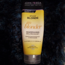 Swatch de Wafzem : Shampoing éclaircissant Go Blonder Sheer Blonde, John Frieda
