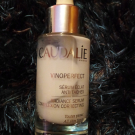 Swatch de Wafzem : Vinoperfect Sérum Éclat Anti-Taches 30ml, Caudalie