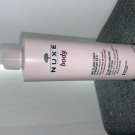 Swatch de Laurelen_d : Lait fluide corps hydratant 24h, Nuxe Body