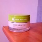 Swatch de Gorgeous.French : Gel crème zéro défaut - Sebo Végétal, Yves Rocher