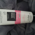 Swatch de Gullizar : Gommage douceur hydro-biotique, Novexpert