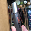 Swatch de Mery27 : They're Real! - Mascara volumateur et allongeant, Benefit Cosmetics