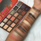 Swatch de chaimabenbk13 : Sweet Peach Palette de fards à paupières, Too Faced