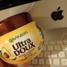 Swatch de Izeem.concept : Masque Nutrition Intense Huile d'Avocat et Beurre de Karité Ultra Doux, Garnier