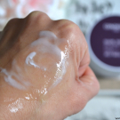 Swatch de La Beauté de Lâm : Baume Miel Nettoyant Démaquillant, Condensé Paris