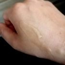 Swatch de Pinezoe : Minéral 89 Booster Quotidien Fortifiant et Repulpant, Vichy