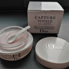 Swatch de ririne : Crème fermeté et correction rides -Dior Capture Totale CE.L.L.ENERGY -soin anti-âge global, Dior