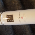 Swatch de philo_sophie74 : The Ritual of Sakura Foaming Shower Gel - Mousse de douche, Rituals