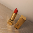 Swatch de JustTalkingAbout_Us : Rouge pur couture, Yves Saint Laurent
