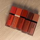 Swatch de JustTalkingAbout_Us : Rouge Edition Aqua Laque, Bourjois