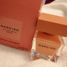 Swatch de Karinebeautetest : Eau de parfum ambrée, Narciso Rodriguez