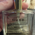 Swatch de vikaru : Huile Prodigieuse - Huile Sèche multi-fonctions, Nuxe