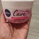 Swatch de Priya : Nivea Care Crème Visage et Corps Nutrition Intense, Nivea