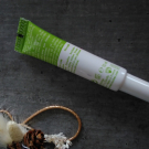 Swatch de zaz19 : Gomme SOS Boutons - Peaux Mixtes à Grasses, Yves Rocher