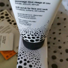 Swatch de Mia80 : La Crème Gommante Absolution, Absolution