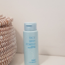 Swatch de knldl : Nettoyant pour le visage - Face Wash Powder, DHC