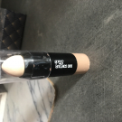 Swatch de AURELIA;VITULLO : Correcteur Concealer Stick, Max & More