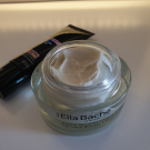 Swatch de Elodie de So Belle : Crème Spiruline Liftante Rides, Ella Bache