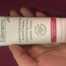 Swatch de Trustil : Crème gommante pureté florale, Edenens